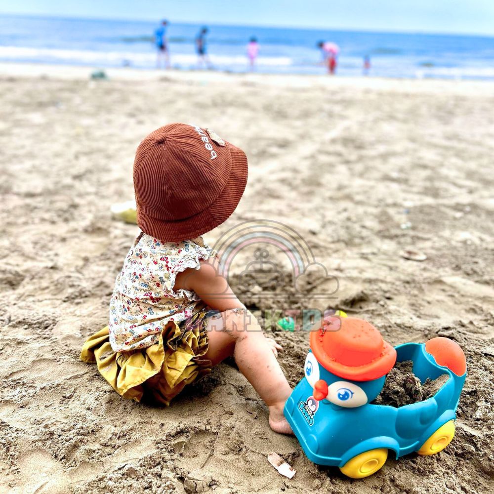 Xe Chim cánh cụt – đồ chơi xúc cát hạt sứ hạt muồng lanikids