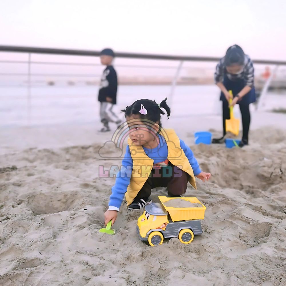 Xe chở cát – đồ chơi xúc cát hạt sứ hạt muồng lanikids màu vàng ghi