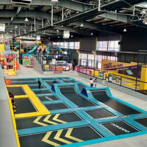 Mẫu thiết kế khu vui chơi trẻ em vận động trampoline Lanikids