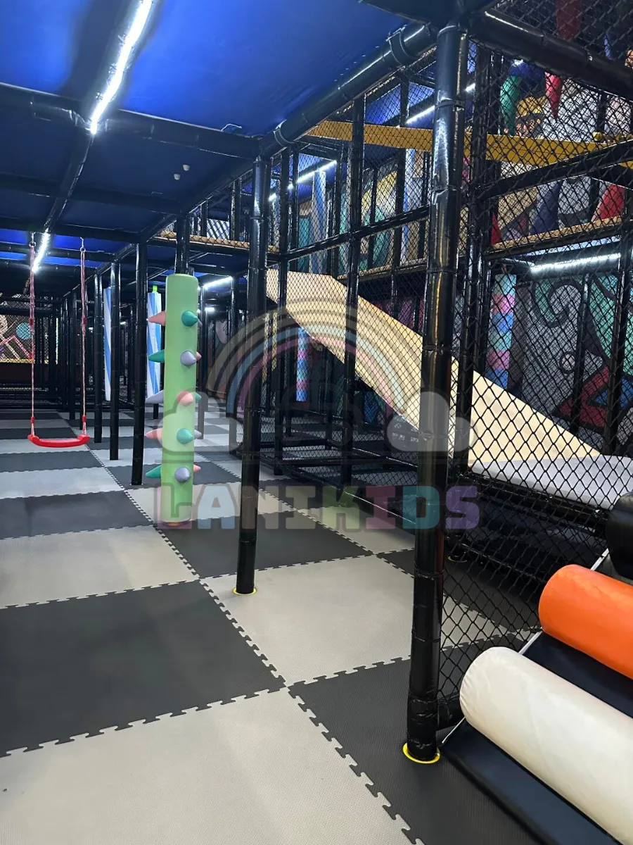 Giải pháp lắp đặt khu vui chơi liên hoàn nhập khẩu an toàn, sáng tạo từ Lanikids