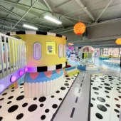 Sân chơi trong nhà cho thiếu nhi 300m – Không gian giải trí đa năng và an toàn