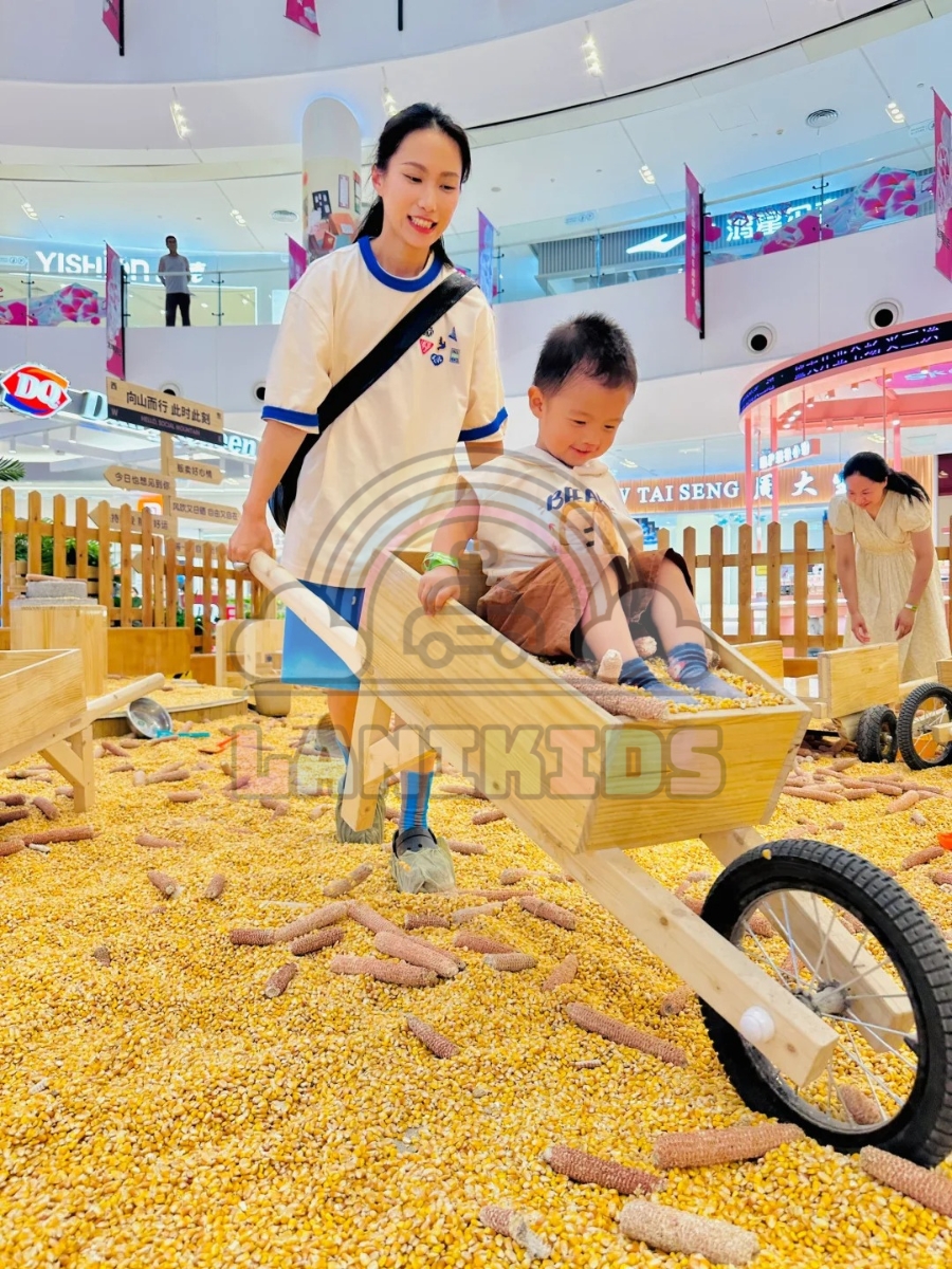 Cánh đồng ngô – Đồ chơi xúc cát Lanikids: giải pháp đầu tư sạch – an toàn – lắp đặt nhanh cho khu vui chơi trẻ em