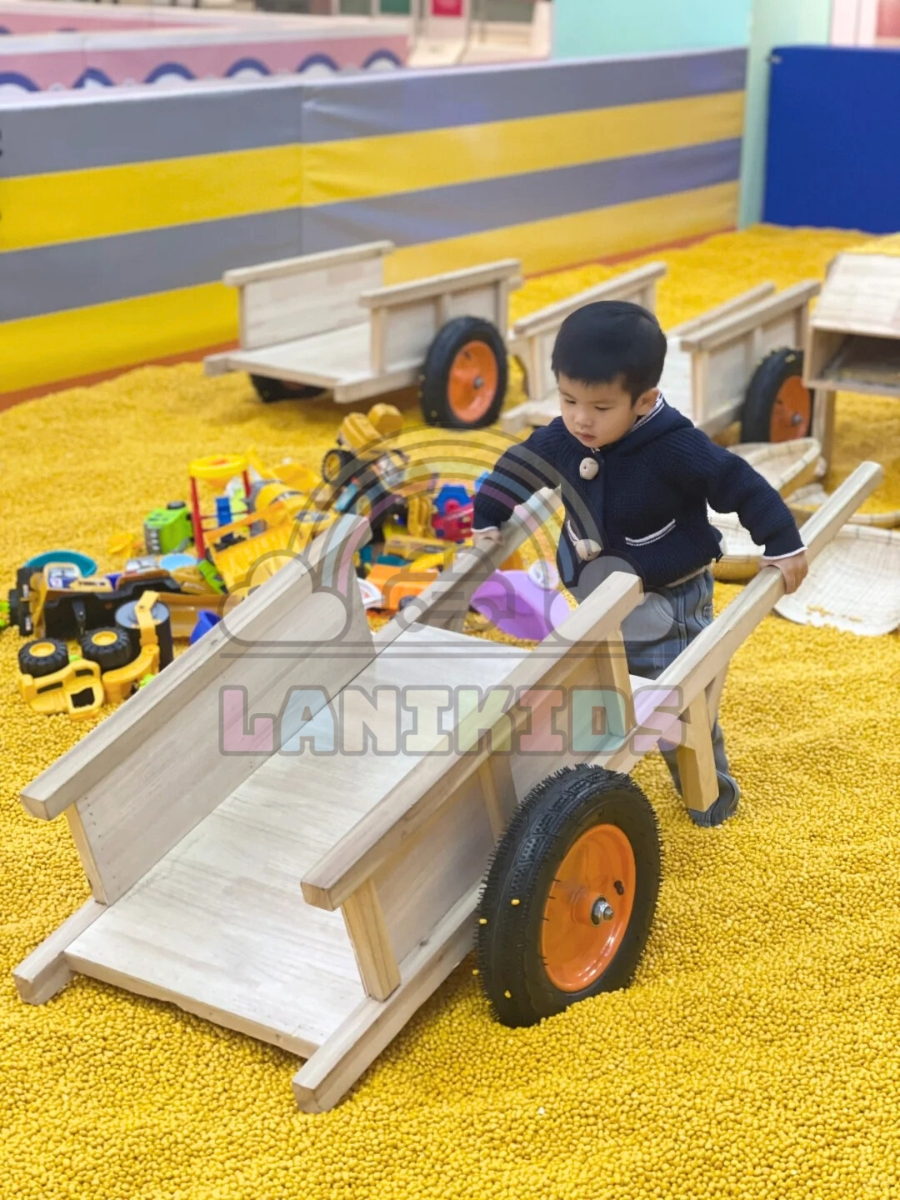 Cánh đồng ngô – Đồ chơi xúc cát Lanikids: giải pháp đầu tư sạch – an toàn – lắp đặt nhanh cho khu vui chơi trẻ em