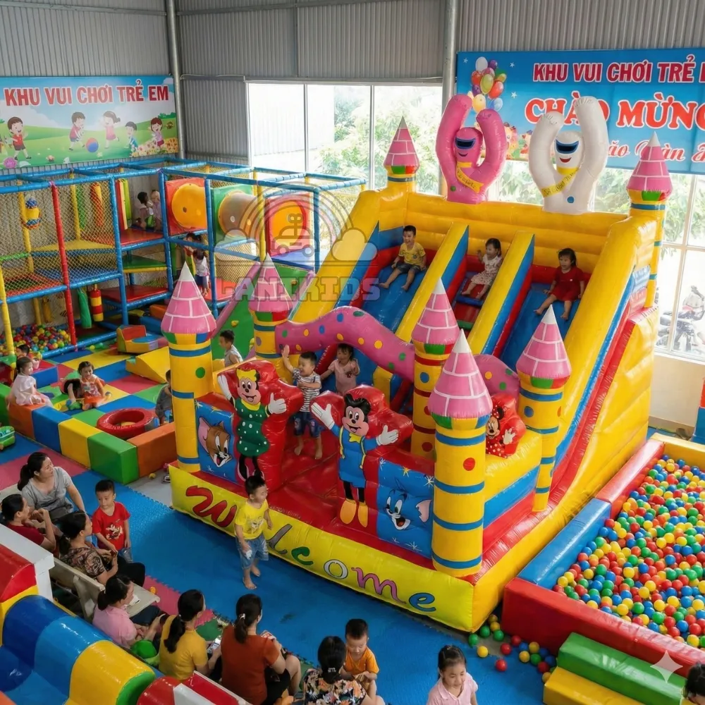 Nhà Hơi Chuột Mickey 3x4m (12m²) Cao 2.25m | Máy Thổi 550W (Nhập Khẩu)