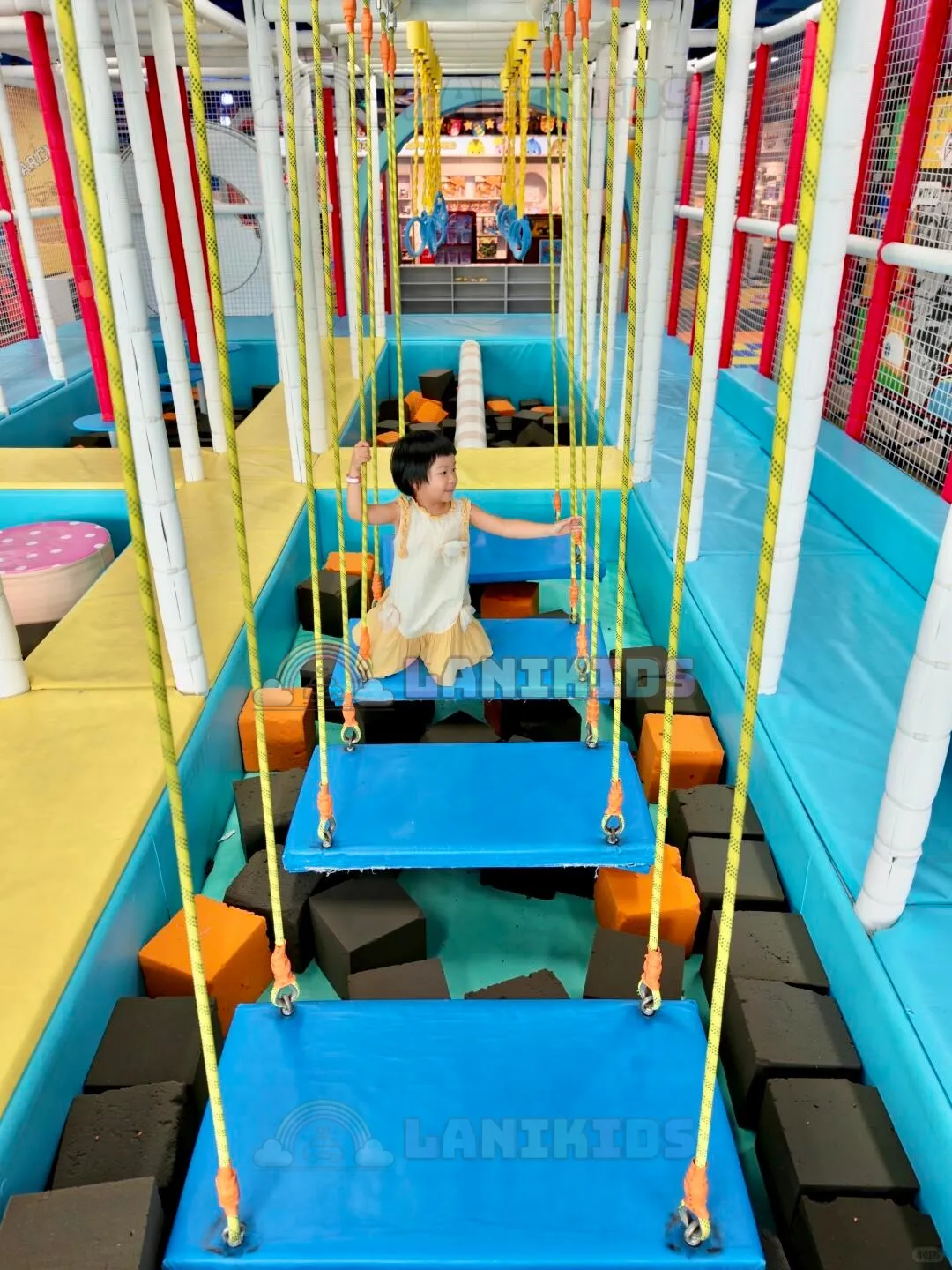 Đơn vị thiết kế thi công khu vui chơi tại Hà Nội trọn gói, uy tín – Lanikids